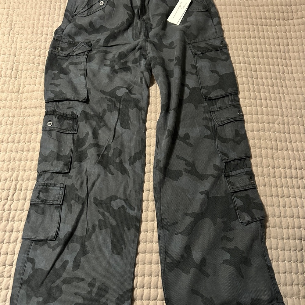 Vintage Havana Gray Camouflage Pants